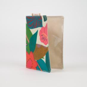 Protège passeport fleurs des iles