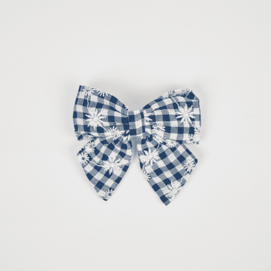 Barrette noeud papillon vichy brodé marine