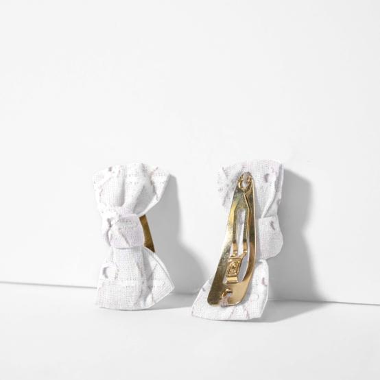 Barrettes clic-clac petits noeuds broderie anglaise étoiles blanches