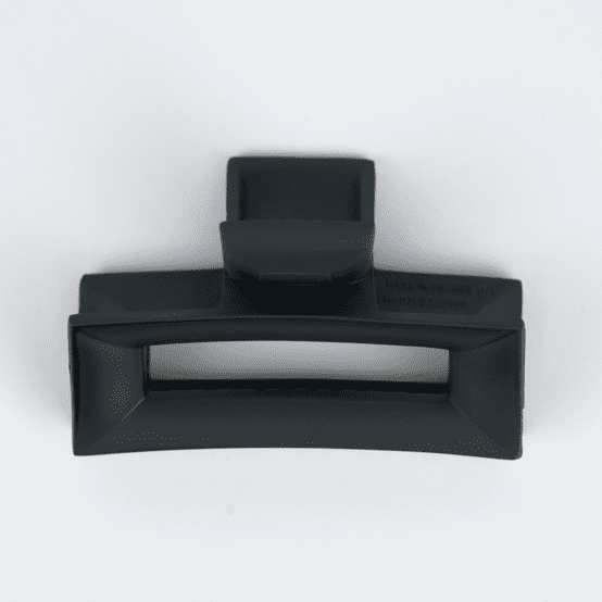 Grande pince rectangle noir mat