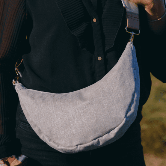 Sac demi lune petit  lin argenté