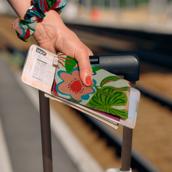 Protège passeport fleurs des iles