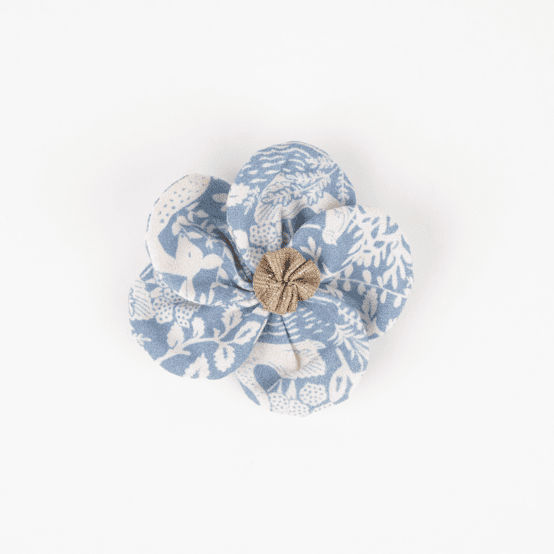 Petite Barrette Pétales de Fleur toile de biche