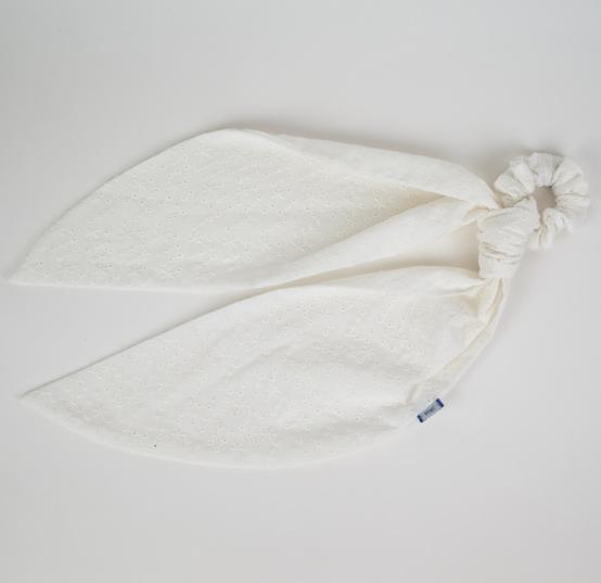 Foulchie long broderie anglaise étoiles blanches