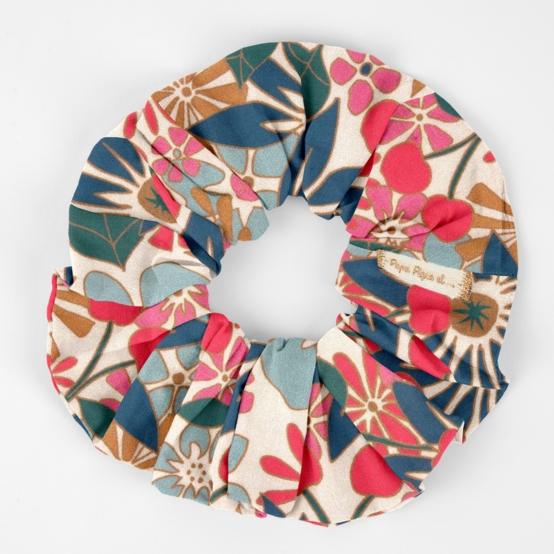 Chouchou cerise en fleur