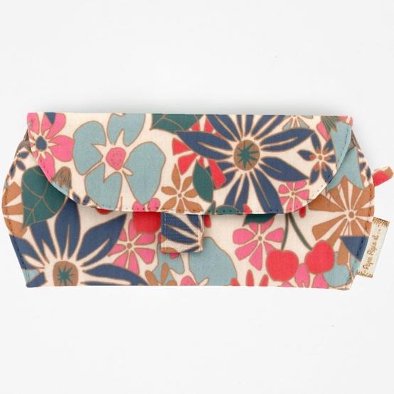 Etui à lunettes cerise en fleur