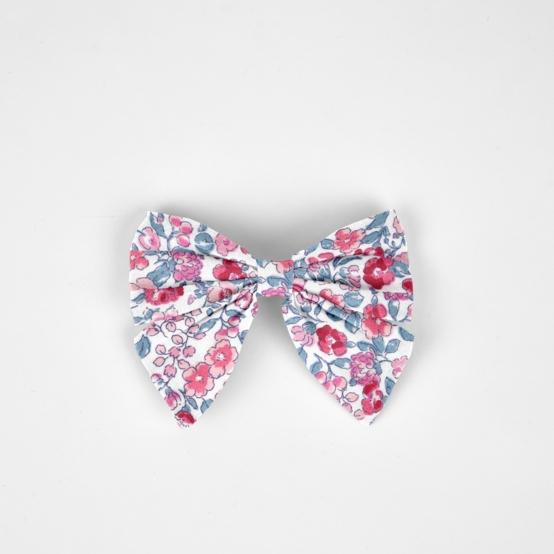 Barrette noeud papillon rose grenadine