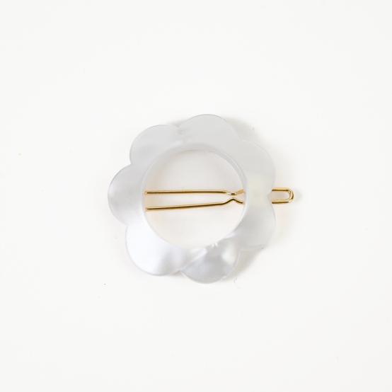 Barrette fleur petite blanc nacré