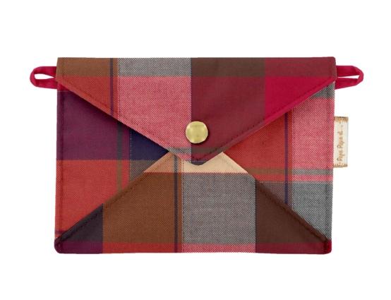 Pochette enveloppe moyenne tartan lurex rubis