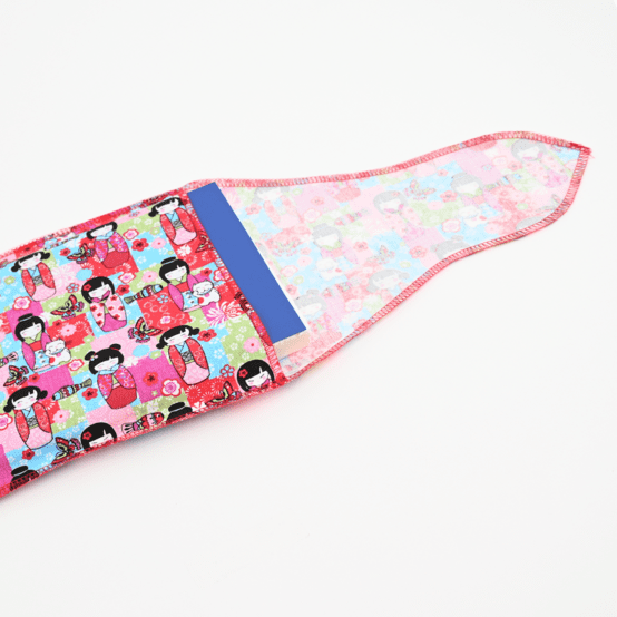 Fupochiki M (17.5 x 24 cm) kokeshis