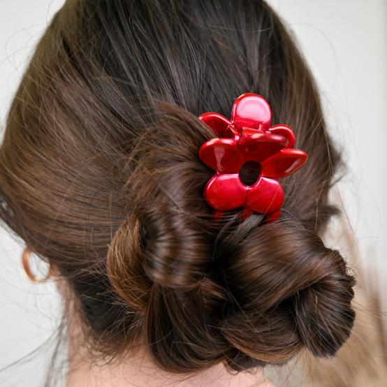 Petite pince fleur rouge glossy