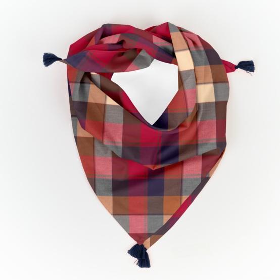 Petit foulard pompon tartan lurex rubis