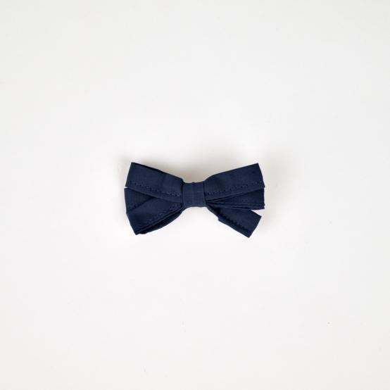 Barrette ruban bleu marine