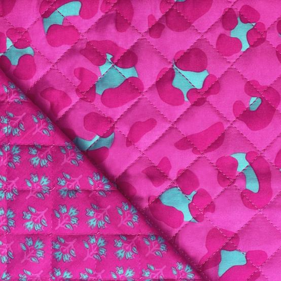 Tissu matelassé ex2608 léopard fuchsia matelassé