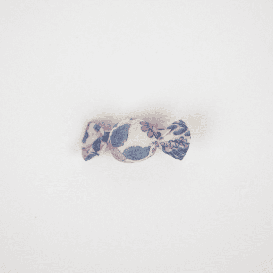 Petite barrette mini bonbon comptine enchantée rose