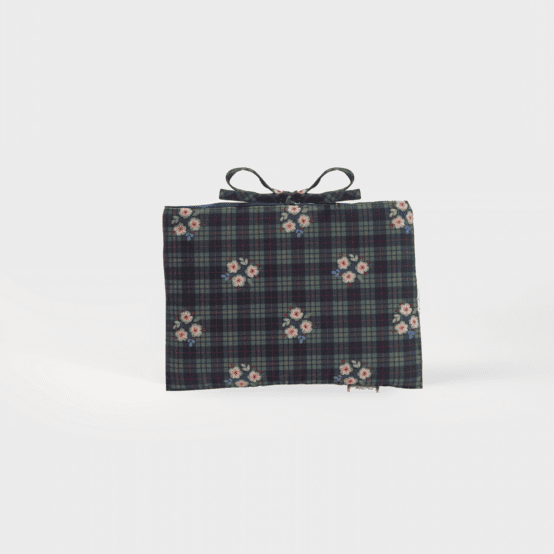 Petite pochette à livre ou liseuse tartan fleuri