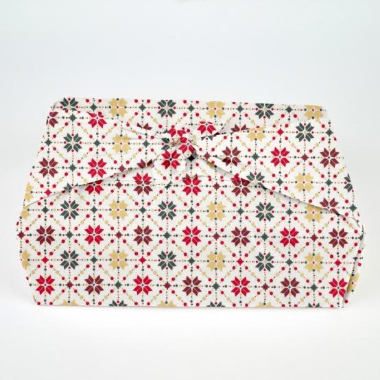 Furoshiki grand 73 x 73 cm ex2318 géometrique scandinave or écru