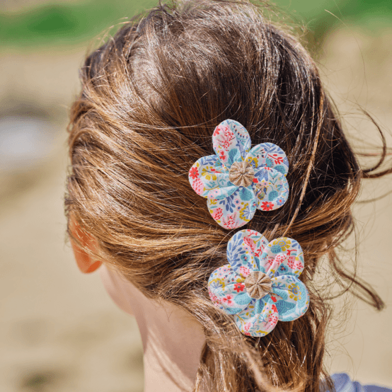 Petite Barrette Pétales de Fleur champêtre bleuté