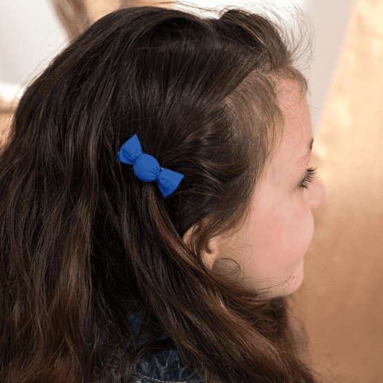 Petite barrette mini bonbon bleu navy