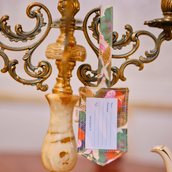 Etiquette bagage fleur de thé