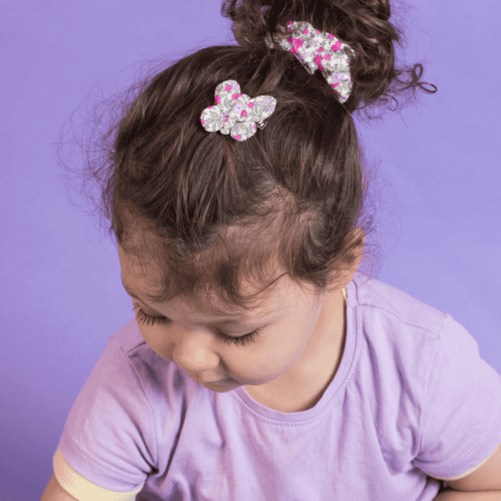 Barrette petit papillon serenade fluo