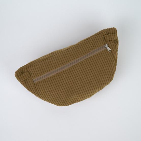 Petit sac banane velours côtelé large brun