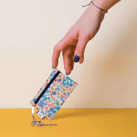 Pochette porte-clés champêtre bleuté