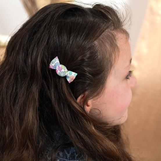 Petite barrette mini bonbon pastel fleuri