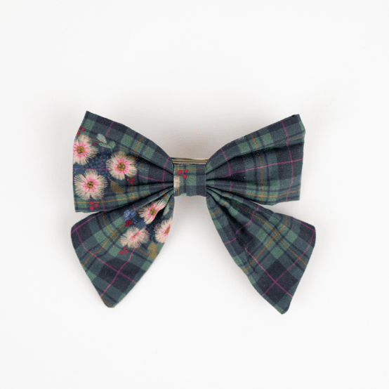 Barrette noeud papillon tartan fleuri