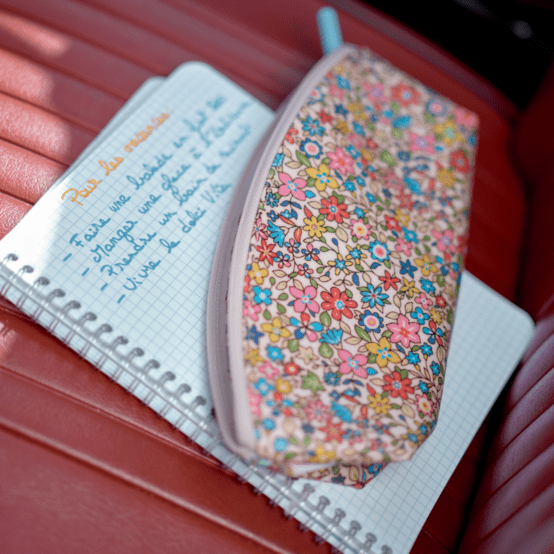 Trousse scolaire mille et une fleurs