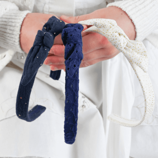 Serre-tête noeud broderie anglaise marine