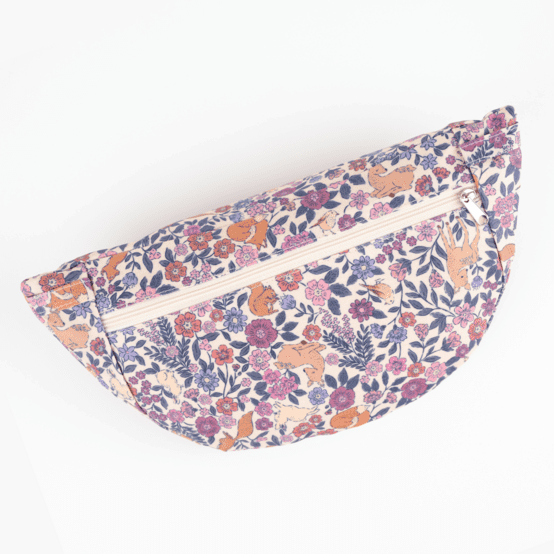 Petit sac banane comptine enchantée rose