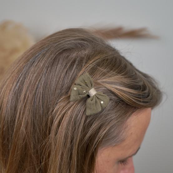 Barrette Mini Noeud Papillon gaze pois or kaki