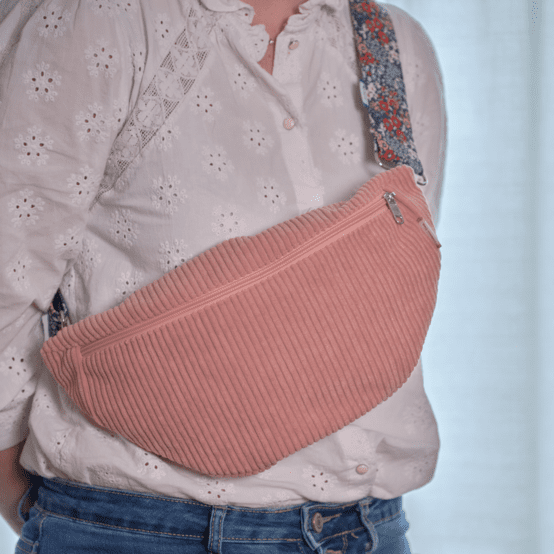 Sac banane velours côtelé rose blush