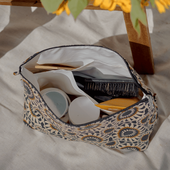 Trousse de toilette attrape soleil