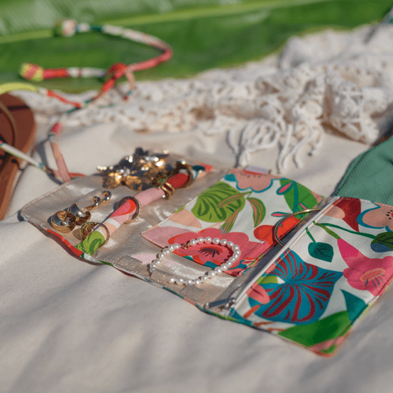 Pochette à bijoux fleurs des iles