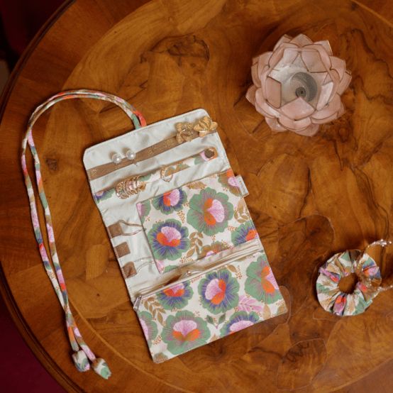 Pochette à bijoux fleur de thé