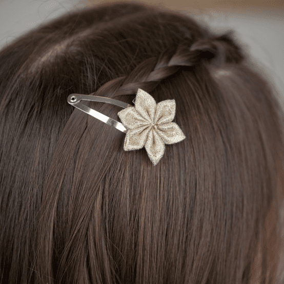 Barrette clic-clac fleur étoile  lin pailleté