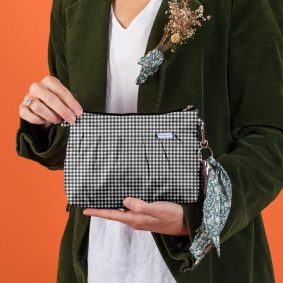 Pochette plissée vichy noir