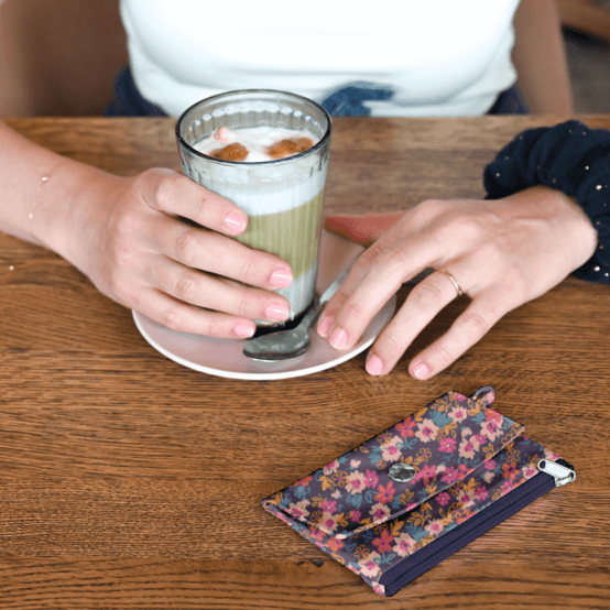 Mini pochette porte-monnaie hippie fleurie