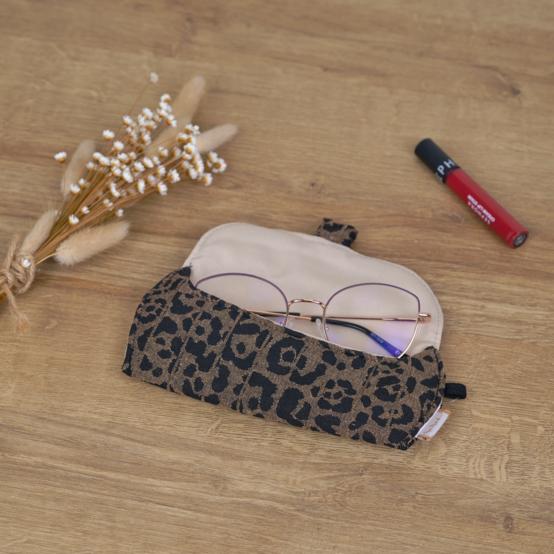 Etui à lunettes leopard matelassé moka