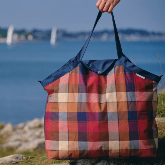 Sac cabas grand tartan lurex rubis