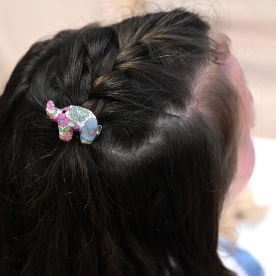 Barrette Eléphanteau pastel fleuri