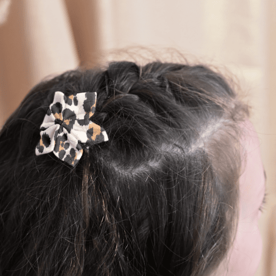 Barrette fleur étoile leopard