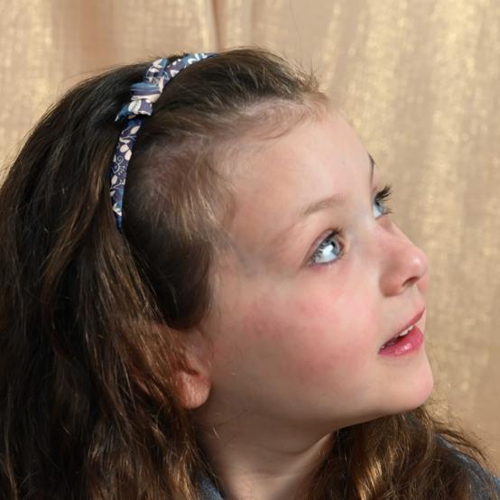 Serre-tête fin parade royale