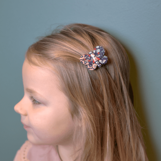 Barrette petit papillon jardin d'aurore