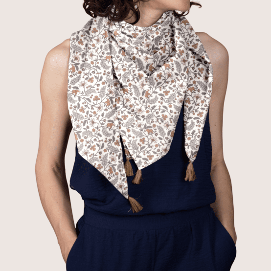 Foulard pompon rêve de jasmin