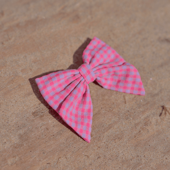 Barrette noeud papillon vichy rose fluo