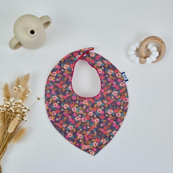 Bavoir bandana hippie fleurie