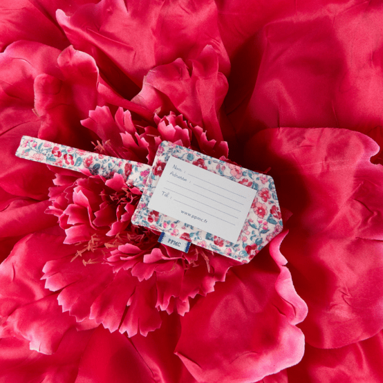 Etiquette bagage rose grenadine